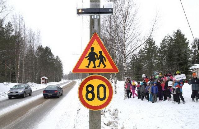 Új közlekedésbiztonsági kísérletbe kezdtek Finnországban. 